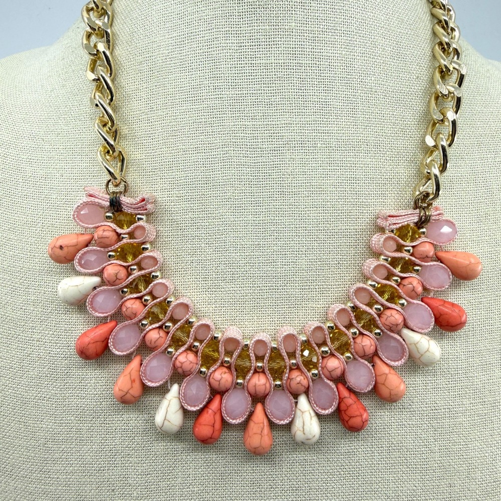 Statement Bib Necklace Pink Peach White Teardrop Beaded Gold Tone Boho Festival